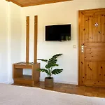 מלון דירות Schwarzwald Im Haus Tanneck - - Titisee