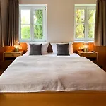 מלון דירות Schwarzwald Im Haus Tanneck - - Titisee 3*