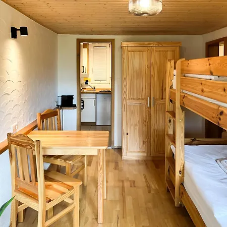 Aparthotel Schwarzwald Im Haus Tanneck - - Titisee